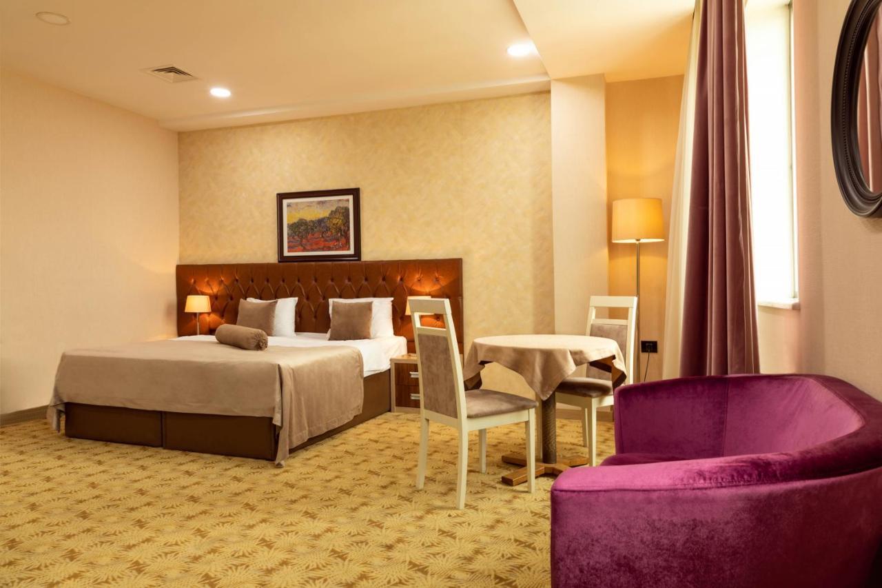 West Shine Hotel バクー エクステリア 写真