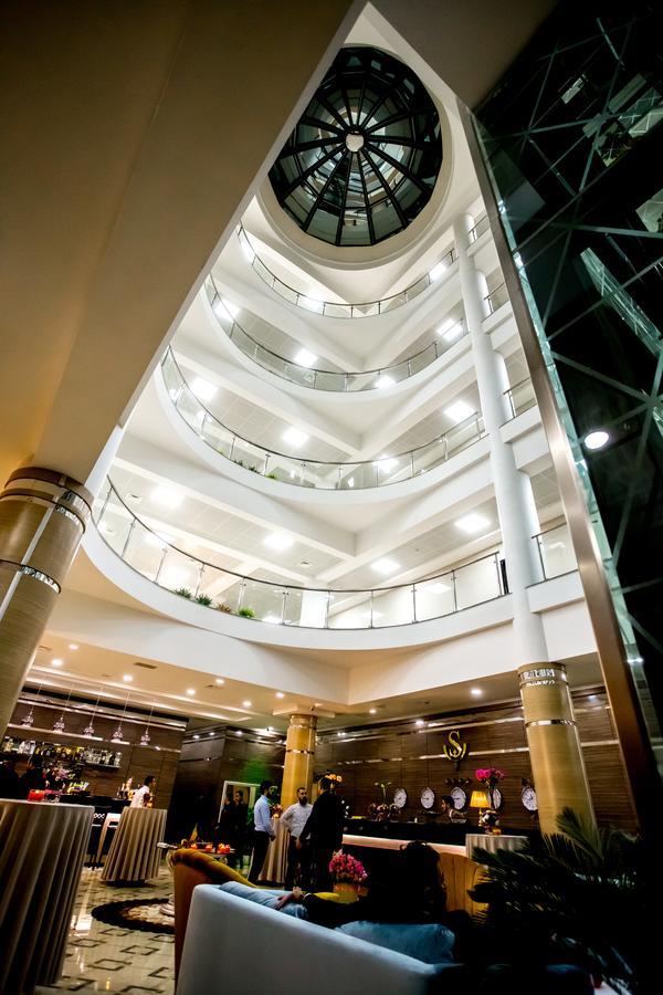 West Shine Hotel バクー エクステリア 写真